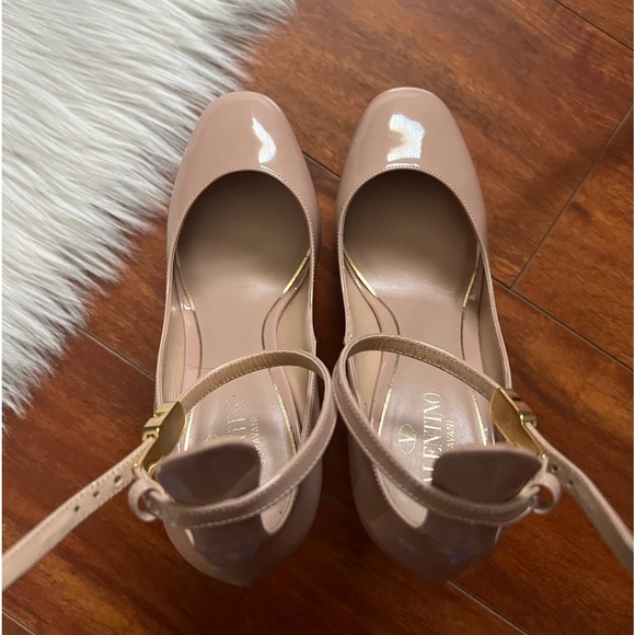 VALENTINO GARAVANI TAN-GO PLATFORM PUMP IN PATENT LEATHER 155 MM - Picture 8 of 10